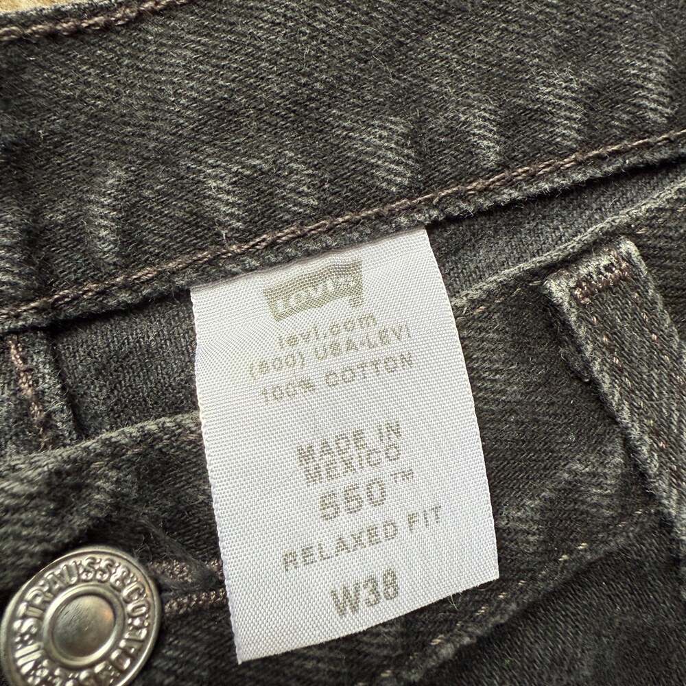 Black Levi's Denim Jean Shorts - Picture 5 of 6